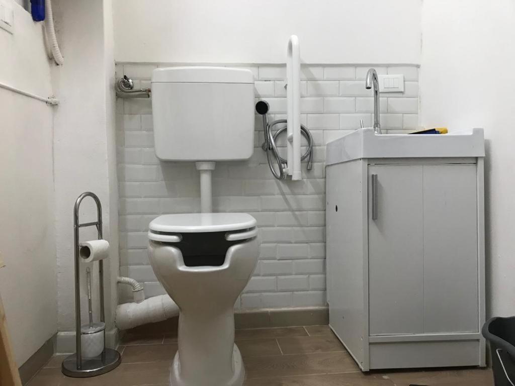 דירות פלרמו Casa Moneka Politeama מראה חיצוני תמונה